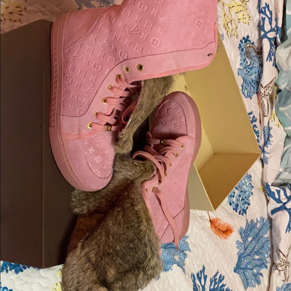 Louis Vuitton rabbit fur boots. Size 8 worn once.